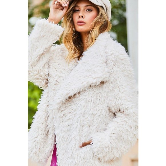1 LEFT!! FAUX YOU IVORY FUR JACKET - Picture 7 of 10